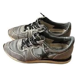 Golden Goose-Sneakers-Grey