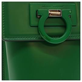 Salvatore Ferragamo-Salvatore Ferragamo Gancini Shoulder Bag Leather Green Auth 47390-Green