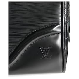 Louis Vuitton-BOLICHE MONTAIGN-Preto