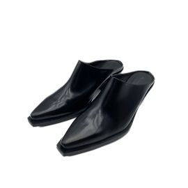 MASSIMO DUTTI Mulas e tamancos T.eu 40 Couro Preto