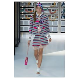 Chanel-Giacca in tweed della collezione Robot-Blu navy
