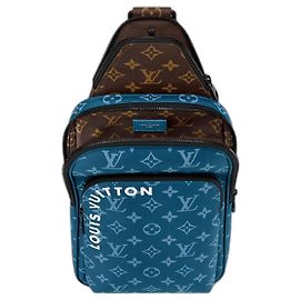 Louis Vuitton LV Avenue Slingbag NM Blue