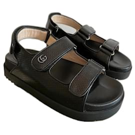 Gucci-Sandales tendance/ Dad shoes Gucci-Noir