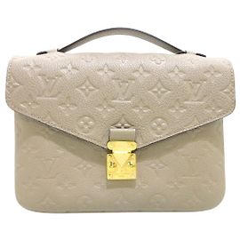 Louis Vuitton Pochette Métis Beige