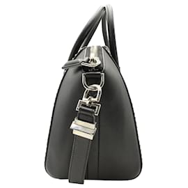 Givenchy-Givenchy Antigona Small Bag in Black Leather-Black