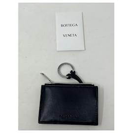 Bottega Veneta-BOTTEGA VENETA Leather key ring with Intrecciato motif-Black