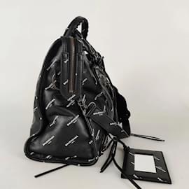 Balenciaga-Balenciaga Balenciaga City Logo shoulder bag in black leather-Black