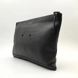 Balenciaga-Balenciaga Balenciaga unisex maxi clutch bag in black leather-Black
