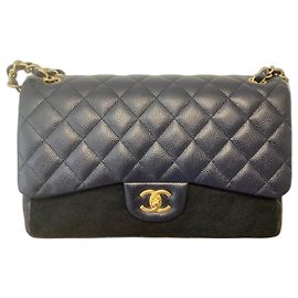 Chanel Bolsa de couro caviar acolchoado azul marinho dourado Azul marinho