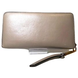 MARC JACOBS Beige