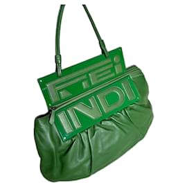Fendi-Fendi green leather to you convertible clutch-Green