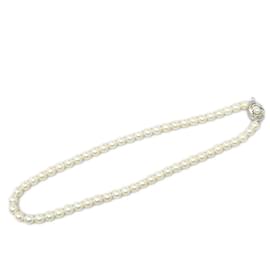 Tasaki-Classic Pearl Necklace-Silvery