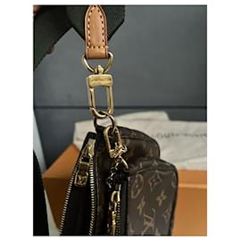 Louis Vuitton-bolsa de accesorios múltiples-Castaño