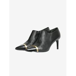 Saint Laurent-Black ankle boot with pointed toe and gold stripe detail - size EU 38-Black