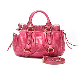 Miu Miu-Sac à main Vitello Lux en cuir froncé-Rose