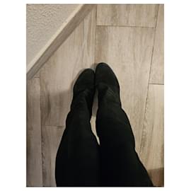 Stuart Weitzman-High chunky heel boots in suede-Black
