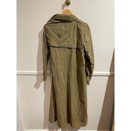 Women's Darshazi Raincoat In