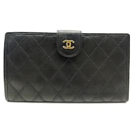 CHANEL Classic pouch matrasse lambskin / sheep leather / yellow / clutch bag  ref.489807 - Joli Closet