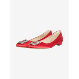 Manolo Blahnik-Red Hangisi bejewelled buckle flats with pointed toe - size EU 38.5-Red