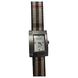 Burberry-Burberry Wintage Watches-Metallic