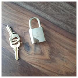 Louis Vuitton Louis Vuitton Silver Tone Padlock + 2 Keys