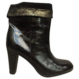 Karine Arabian p boots 36 New condition Black