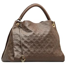 Louis Vuitton Artsy MM Monogram Handbag Tote Authentic – LENDER & BUYER OF  LUXURY ASSETS