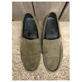 Gucci-gucci p loafers 42-Olive green