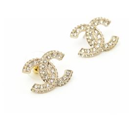 Chanel-CC M hilera forrada de diamantes elegantes-Dorado