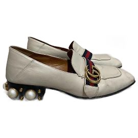 GUCCI Flats T.eu 38.5 Couro Cru