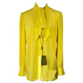 Gucci-GUCCI SILK SHIRT WITH SELF-TIE BOW-Yellow