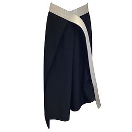 Loewe Saia midi de couro de bezerro preto com cinto assimétrico e bainha de lã Preto