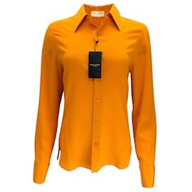 Saint Laurent-Saint Laurent Arancione 2021 Camicia button-down aderente in crêpe de Chine di seta a maniche lunghe-Arancione