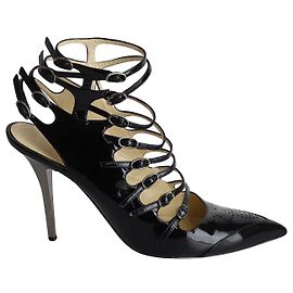Bombas de tiras com fivela Emilio Pucci em couro envernizado preto Preto