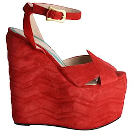 Gucci-Gucci Sally Platform Wedge Sandal in Red Suede -Red
