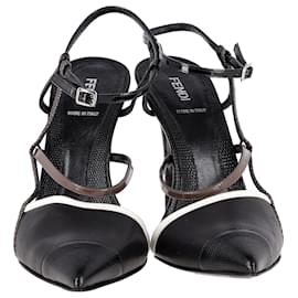 Fendi-Sapatos Fendi com tira de tornozelo pontiaguda em couro preto e couro com relevo de lagarto-Preto