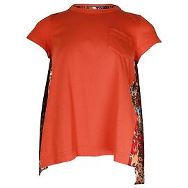 Camiseta Sacai estampada con espalda acampanada en algodón naranja Naranja