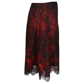 Alexander Mcqueen-Alexan­der Mc­Queen Lace Pencil Skirt in Red Nylon-Red