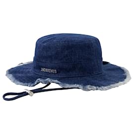 D-Bobby Cannage Small Brim Bucket Hat Ecru Shearling