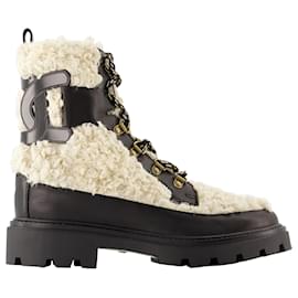 Louis Vuitton Aspen Platform Ankle Boot Beige. Size 37.5
