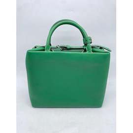 Louis Vuitton-LOUIS VUITTON  Handbags T.  leather-Green