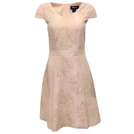 Paule Ka-Paule Ka Pink / Goldbesticktes Jacquard-Kleid mit Flügelärmeln-Pink