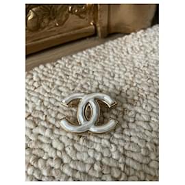 Chanel-DC chanel pin-White,Golden,Eggshell,Gold hardware