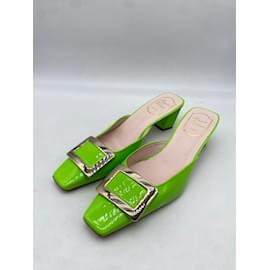 Roger Vivier-ROGER VIVIER Mules y zuecos T.UE 38 Charol-Verde