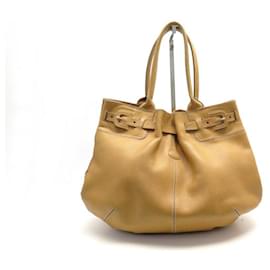 Second hand Tod's Bags - Joli Closet