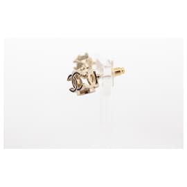 Chanel-CHANEL CHIPS CUBE LOGO CC EARRINGS 3D METAL GOLDEN STEEL EARRINGS-Golden