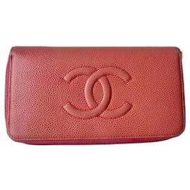 Cartera larga CHANEL Timeless en piel caviar coral Coral