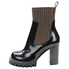 Louis Vuitton Silhouette Monogram ankle boot Black Leather ref.804243 -  Joli Closet