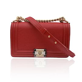 Chanel-Bolso de hombro chico mediano Cube de piel grabada en rojo-Roja