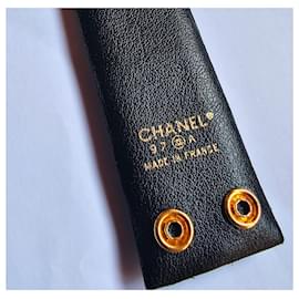 Chanel-Chanel letter bracelet-Black,Golden